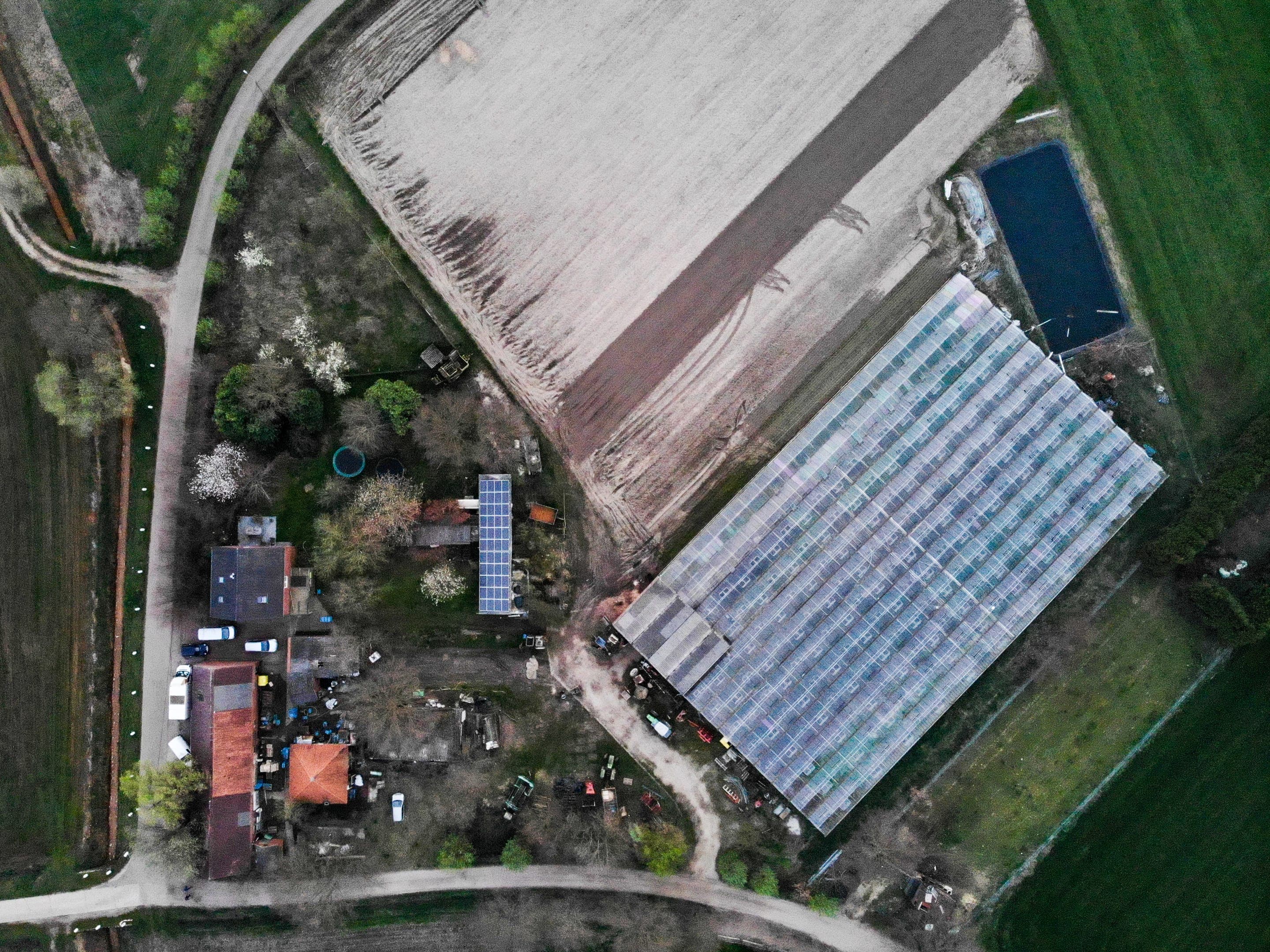 Luchtfoto van de biologische boerderij in Westerlo